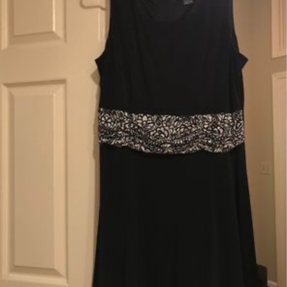 Jessica Howard Dress and Jacket Outfit - Picture 2 of 6